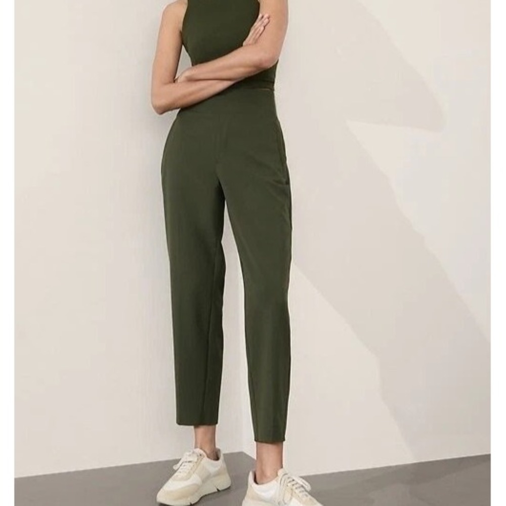 Athleta Endless High Rise Pants in Aspen Olive #533636